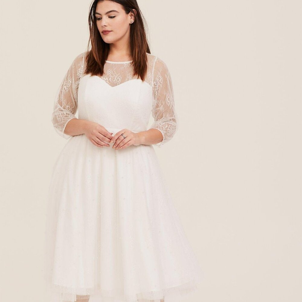 Torrid White Lace Wedding Dress